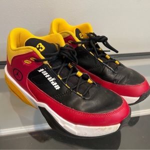 listing-status-banner